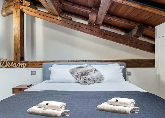 Ponte Milvio Luxury House Rome